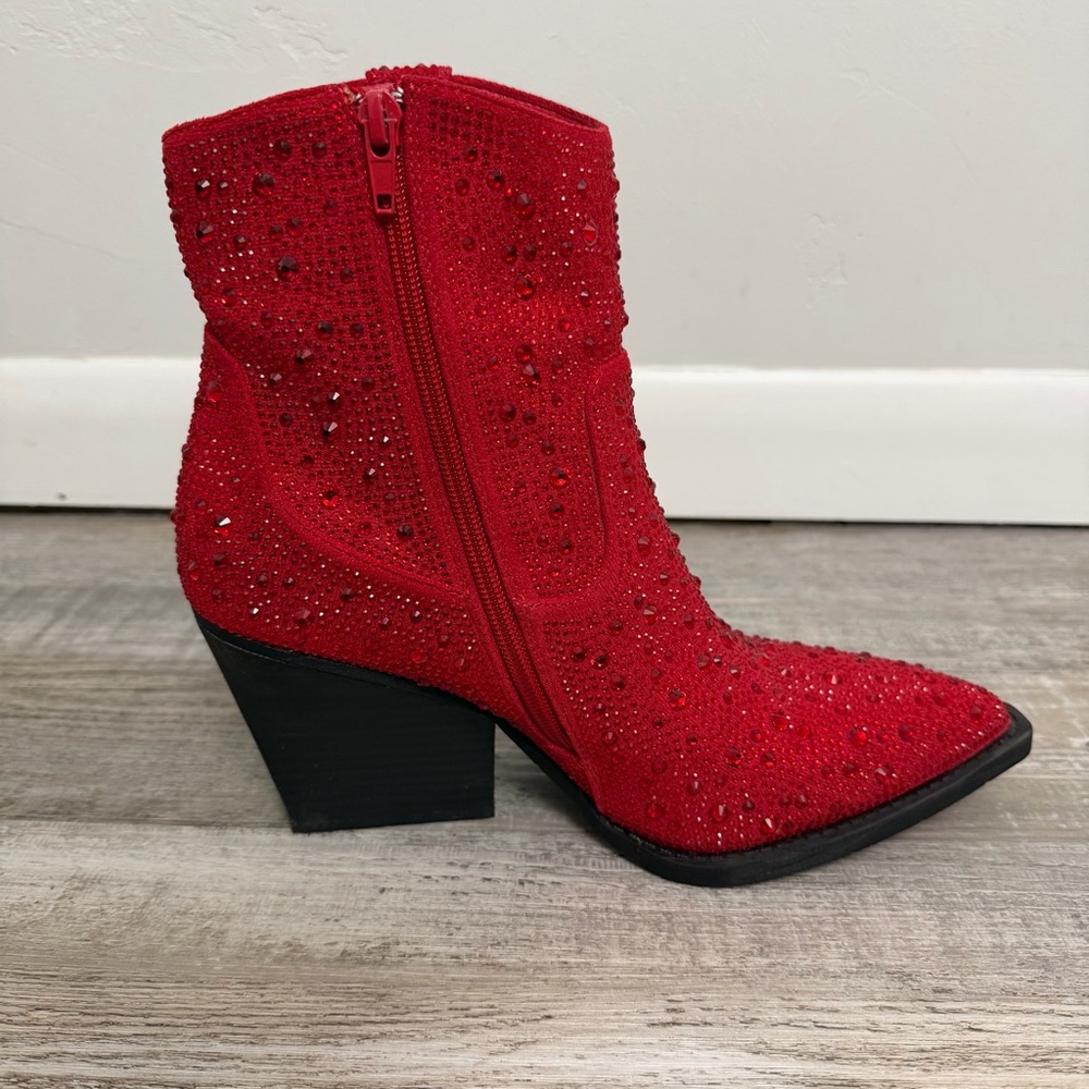 Very G Cherry Red Rhinestone Cowgirl Boots-size 9.5 *like NEW* - Picture 2 of 9